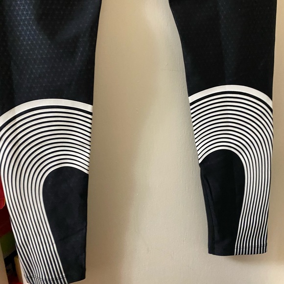 Nike running tights - Picture 5 of 11